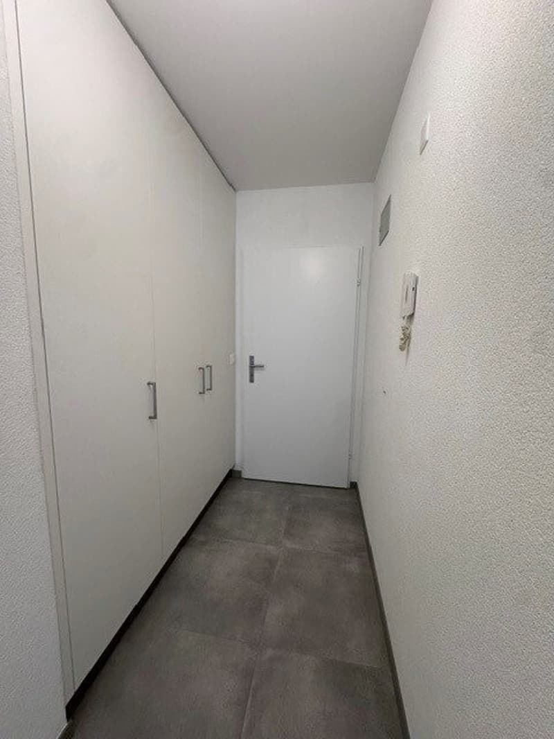 Hall.jpg