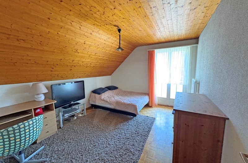 Wohnhaus mit zwei Wohnungen in Münchenwiler... (8)