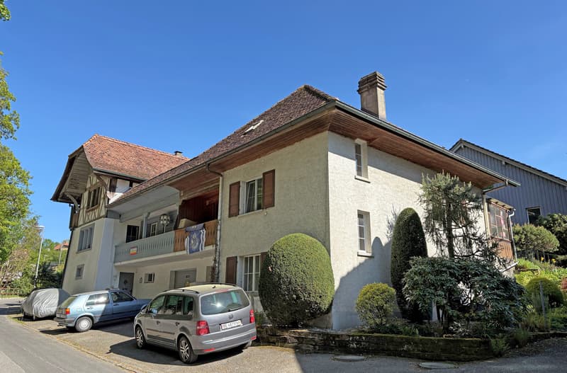 Wohnhaus mit zwei Wohnungen in Münchenwiler... (10)