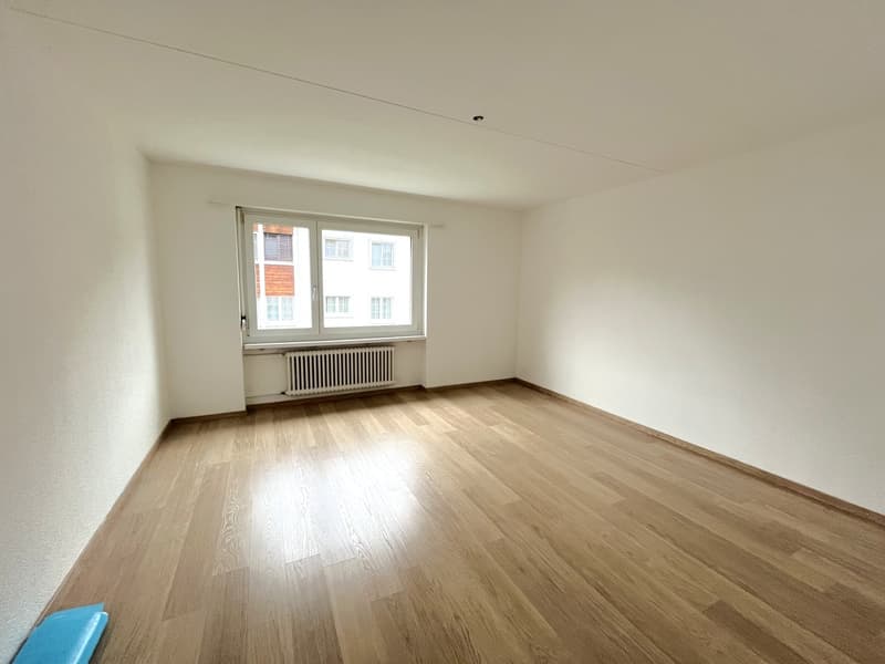 Helle 3.5-Zimmerwohnung mit Balkon in Tuggen (4)