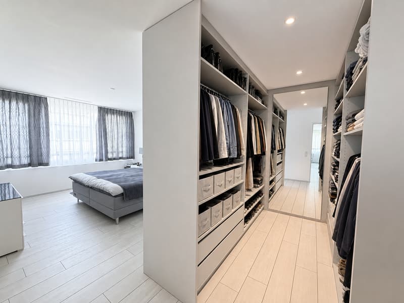 Hochwertige 3.5-Zimmerwohnung mit Seesicht – Wohnen mit Stil und Weitblick (5)