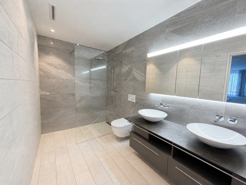 Hochwertige 3.5-Zimmerwohnung mit Seesicht – Wohnen mit Stil und Weitblick (6)