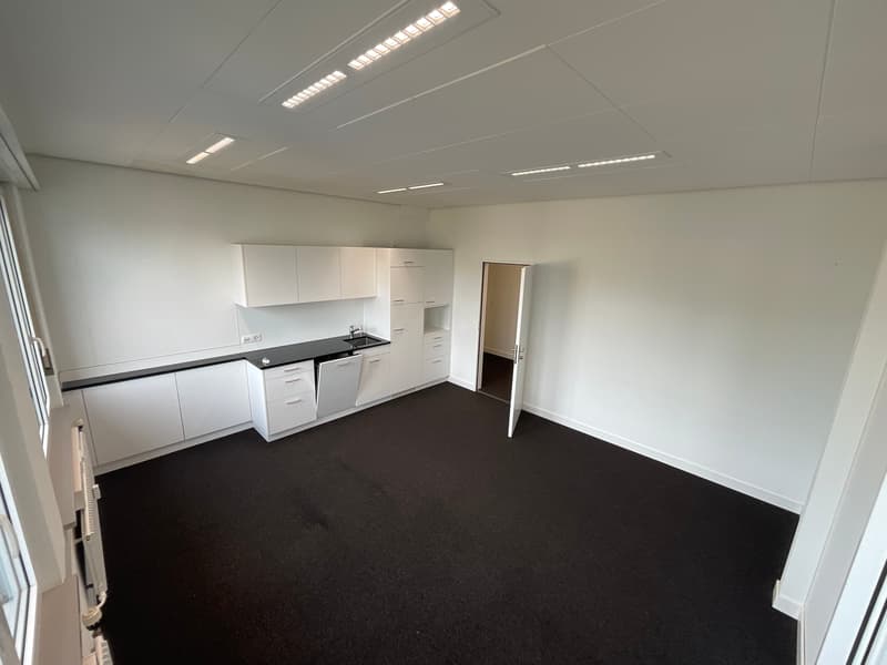 Helle Bürofläche mit 170 m² im FBW-Areal in Wetzikon (2)