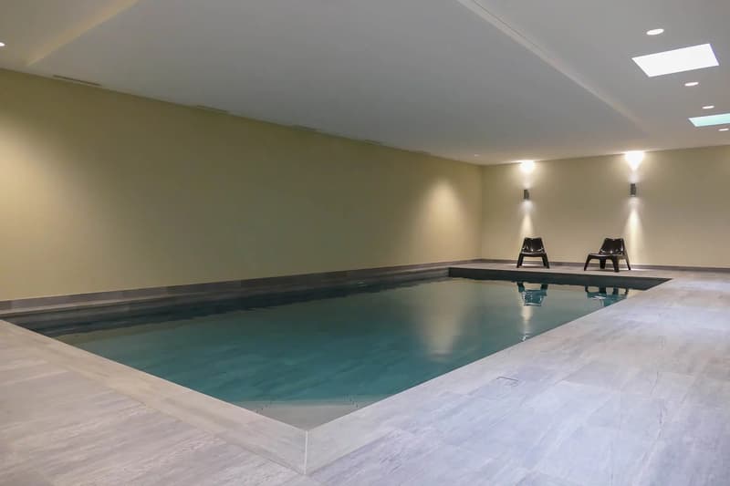 MAGNIFIQUE APPARTEMENT AVEC 4 CHAMBRES & 1300 M² DE JARDIN ! (12)
