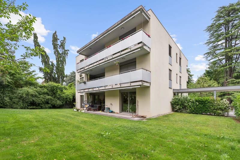 MAGNIFIQUE APPARTEMENT AVEC 4 CHAMBRES & 1300 M² DE JARDIN ! (1)