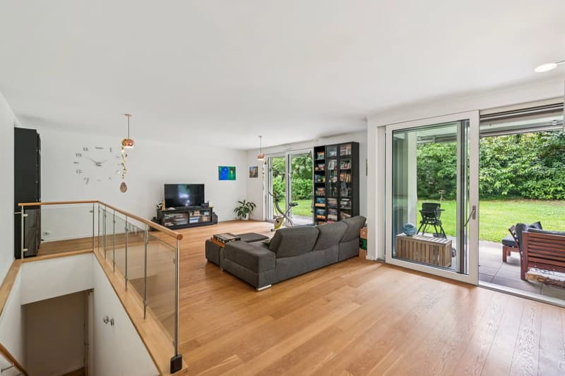 MAGNIFIQUE APPARTEMENT AVEC 4 CHAMBRES & 1300 M² DE JARDIN ! (3)