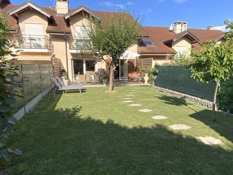 Maison familiale à Archamps, proche frontière genevoise et autoroute (1)
