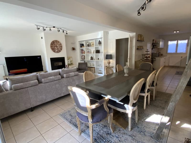 Maison familiale à Archamps, proche frontière genevoise et autoroute (4)