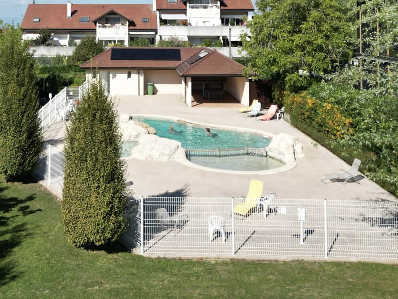 Villa 3 chambres, 3 SdB, jardin, dans résidence piscine - prox. Genève (6)