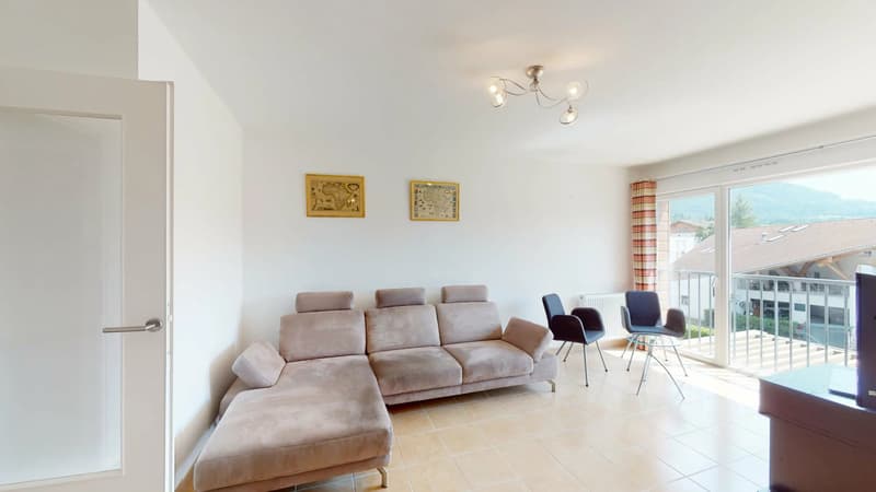 Appartement meublé T4 - 76 m² - Dernier étage avec balcon et cave (1)