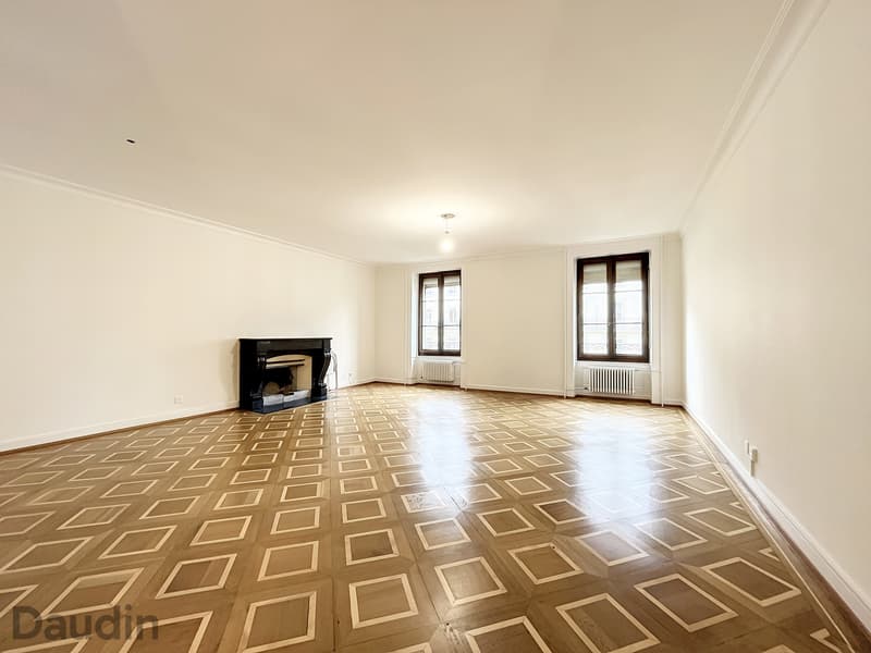 Appartement de 6 pièces dans le quartier Philosophes-Bastions (1)