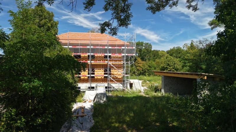 OPEN CONSTRUCTION SITE - SMALL GRAVE - CARTIGNY (1)
