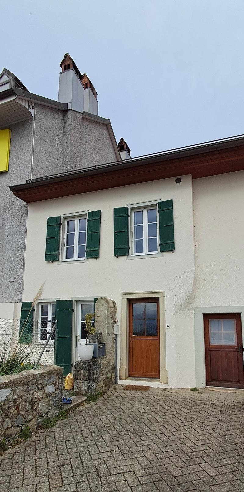 Maison mitoyenne de caractère à Féchy – 4,5 pièces avec vue panoramique (1)