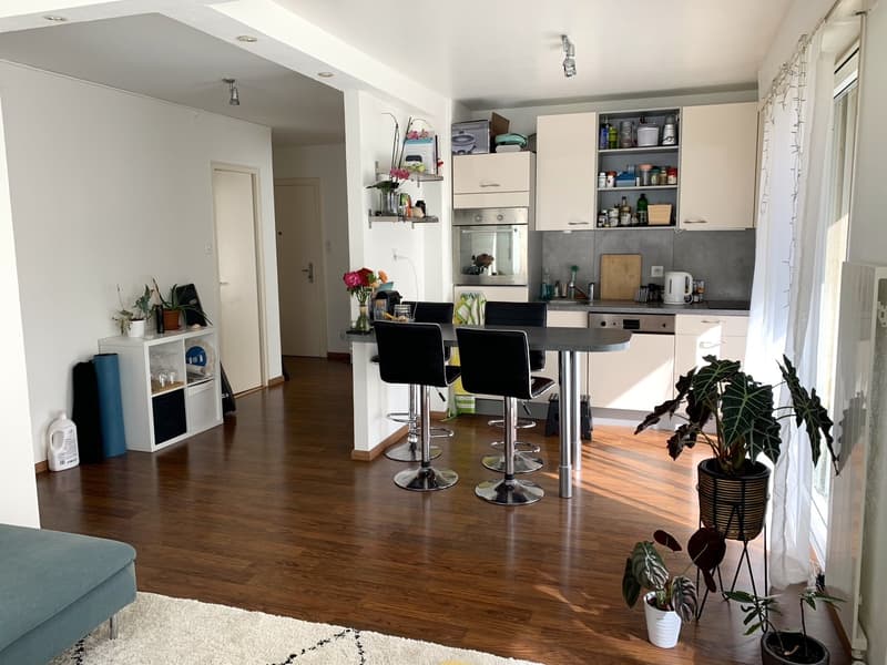 Charmant appartement de 2.5 pièces avec balcon à Lausanne (5)