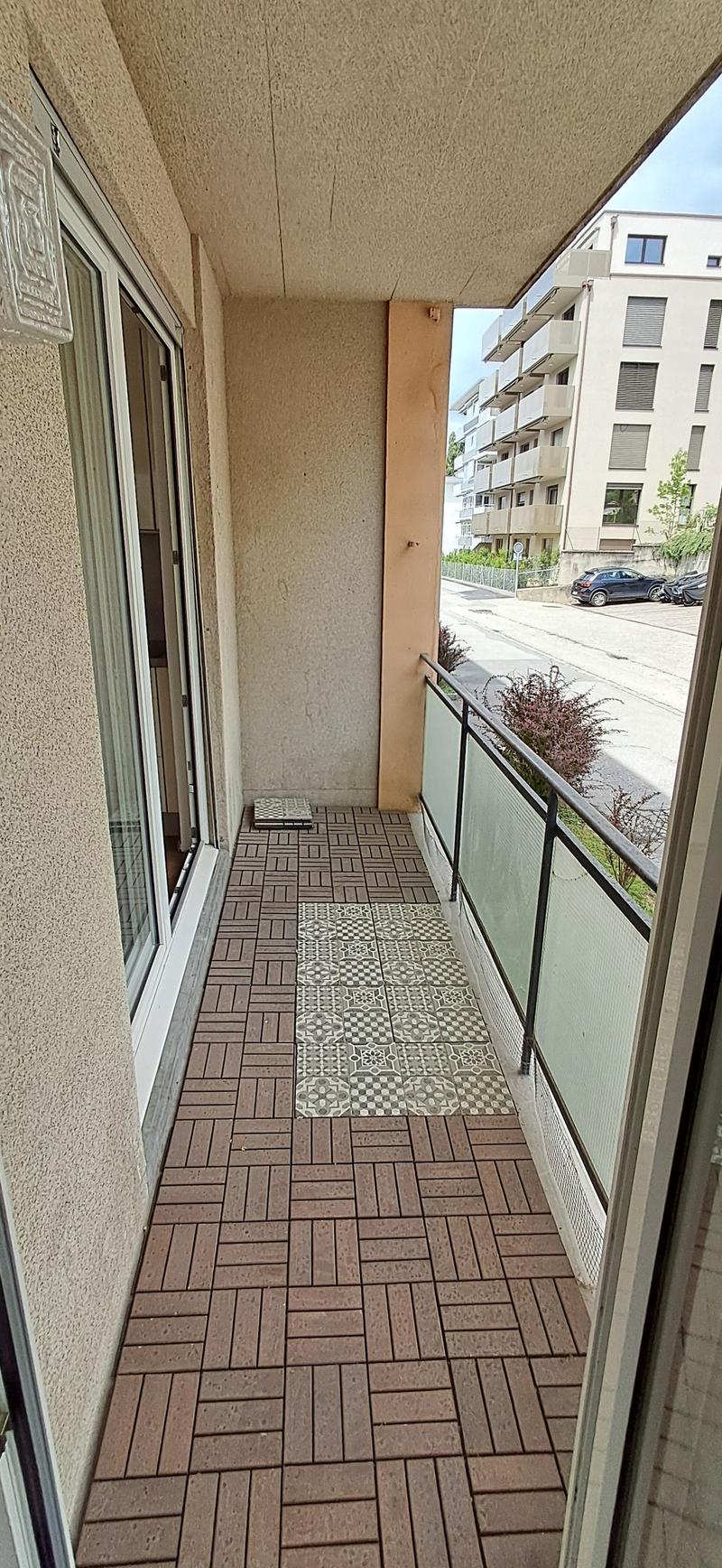 Charmant appartement de 2.5 pièces avec balcon à Lausanne (6)
