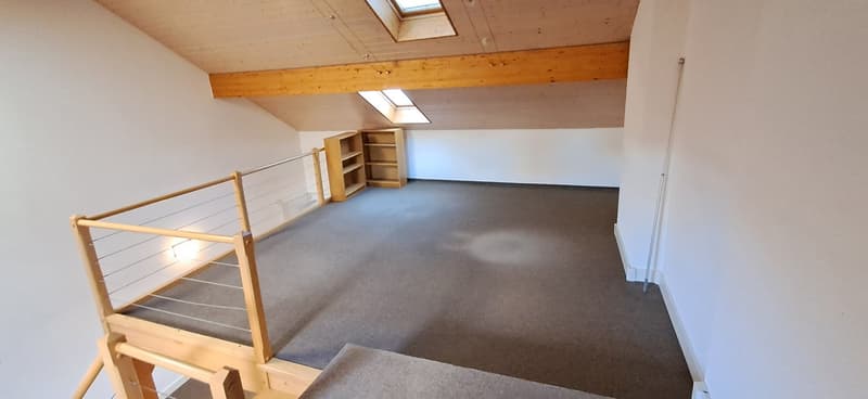 Bureau de 2 pièces avec caractère au cœur de Morges (7)