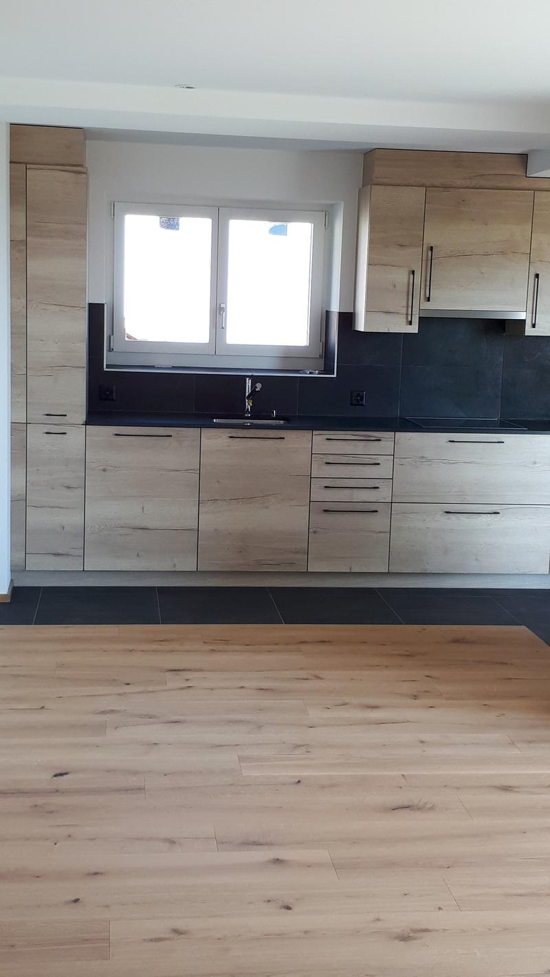 Appartement lumineux de 4.5 pièces avec vue panoramique à Lavigny (5)