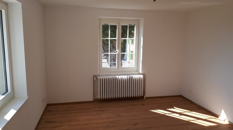 Appartement lumineux de 4.5 pièces avec vue panoramique à Lavigny (12)