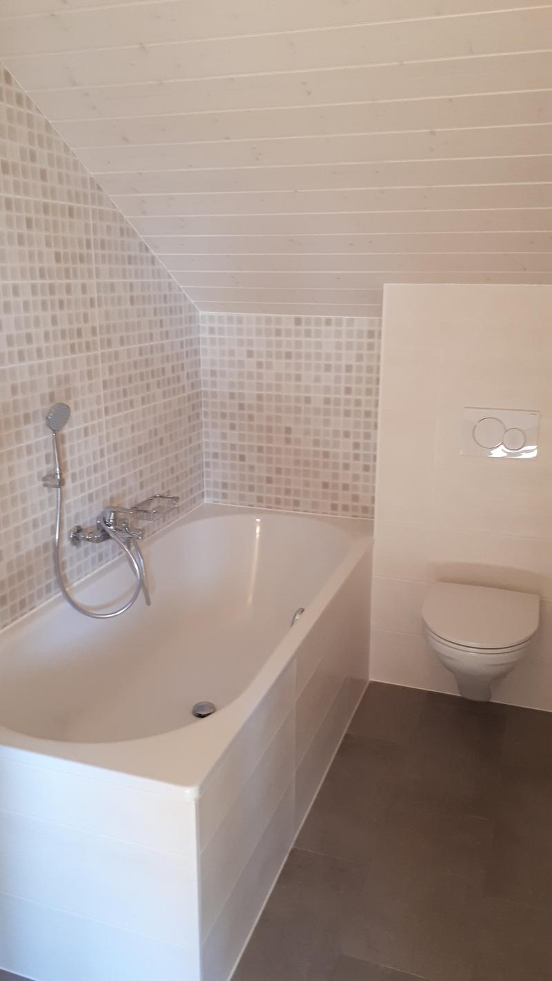 Appartement lumineux de 4.5 pièces avec vue panoramique à Lavigny (14)