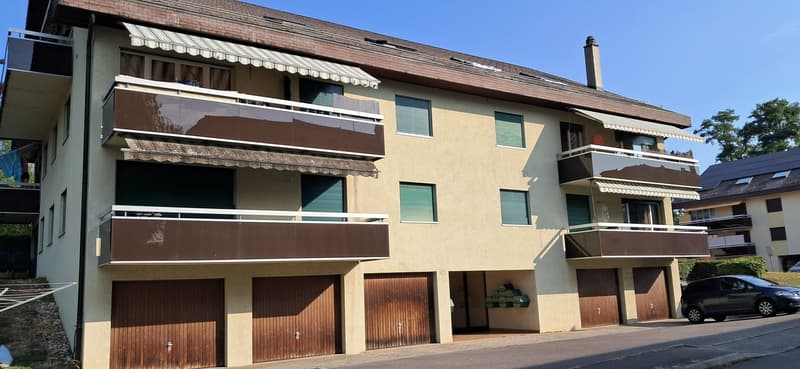Charmant appartement en attique de 2.5 pièces à Tolochenaz (1)