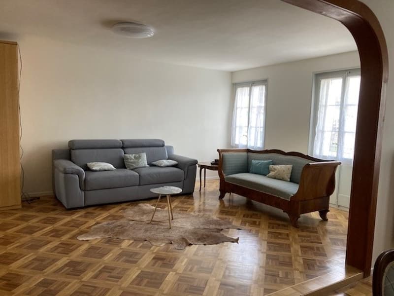 Spacieux 6.5 pièces rénové, charme villageois à Yens, proche de Morges (7)