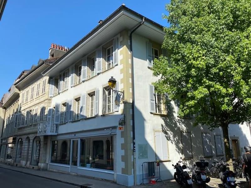 ARCADE COMMERCIAL DE 120 M2 AU COEUR DE NYON (2)