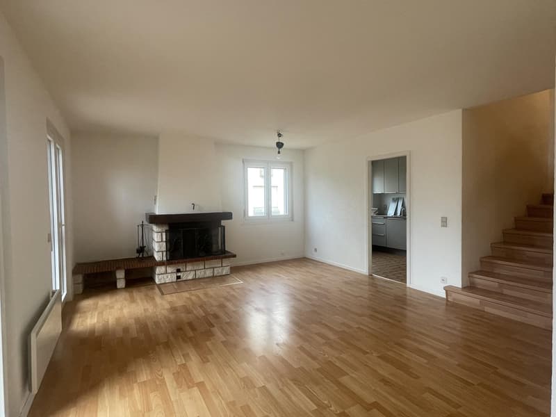 APPARTEMENT DUPLEX - 5 PIECES - DANS QUARTIER CALME (6)