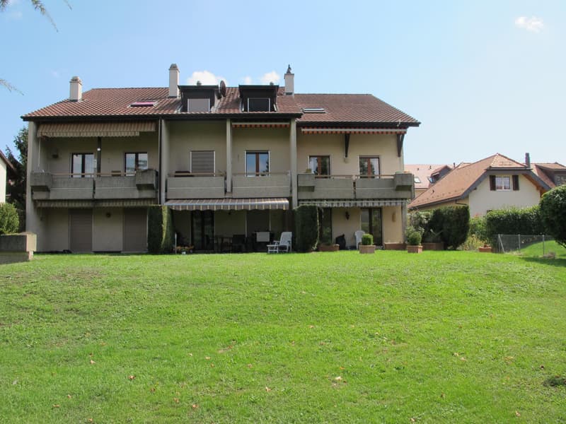 APPARTEMENT DUPLEX - 5 PIECES - DANS QUARTIER CALME (2)