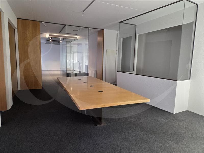 Rue Jean-Jaquet 8, Local professionnel de 322 m² (3)