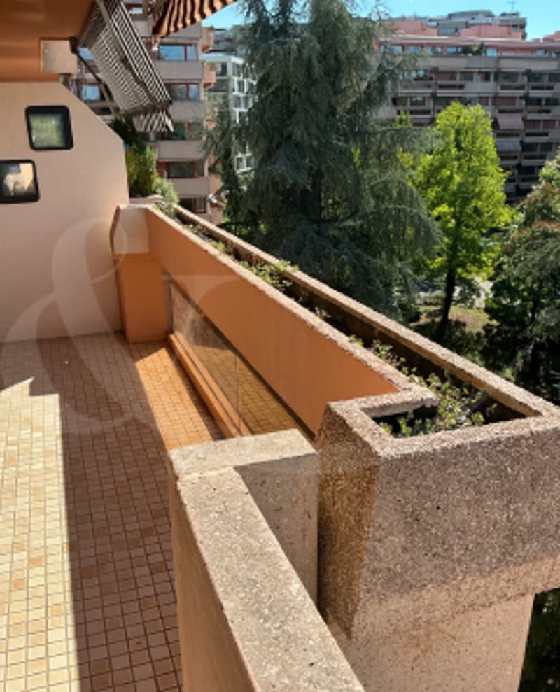 Route de Frontenex 110, Superbe appartement traversant de 5 pièces avec vue imprenable sur Genève et le lac. (5)