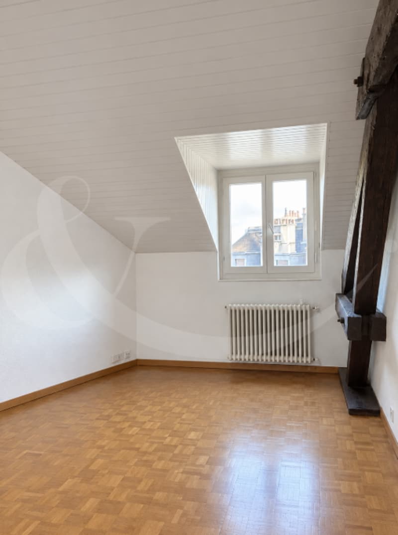 Bvd de Saint-Georges 68, Appartement de 3 pièces (3)