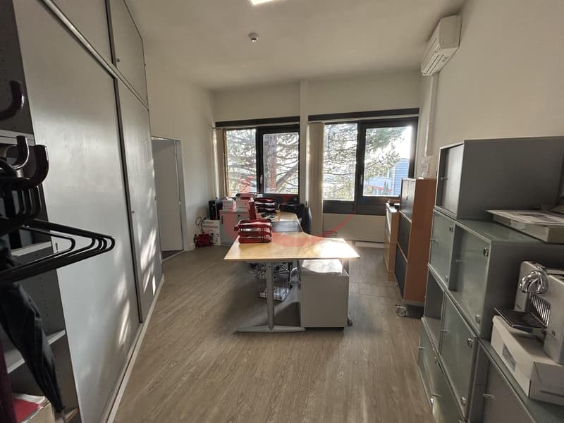 Bureau moderne et fonctionnel à Crissier (4)