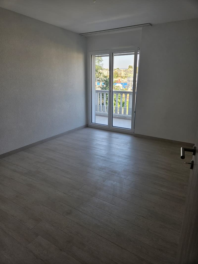 Magnifique appartement de 4 pièces à Tolochenaz (4)