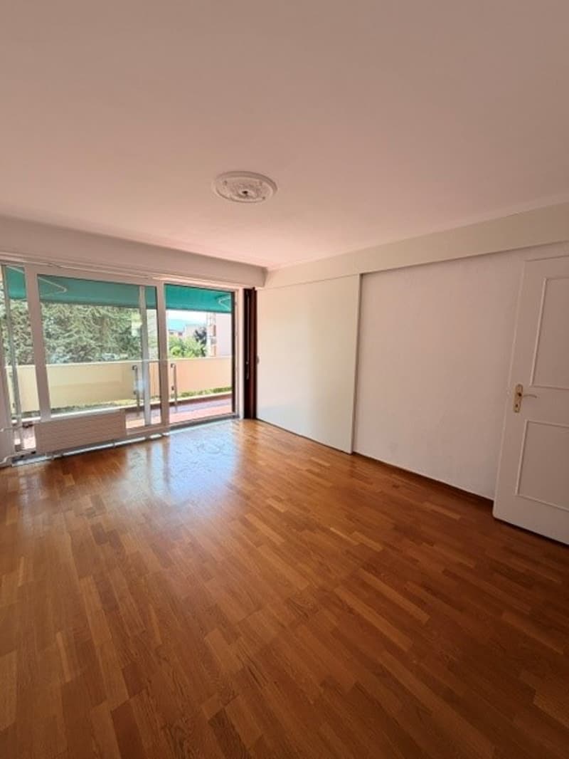 Appartement 3 pièces lumineux avec balcon à Mont-sur-Rolle (5)