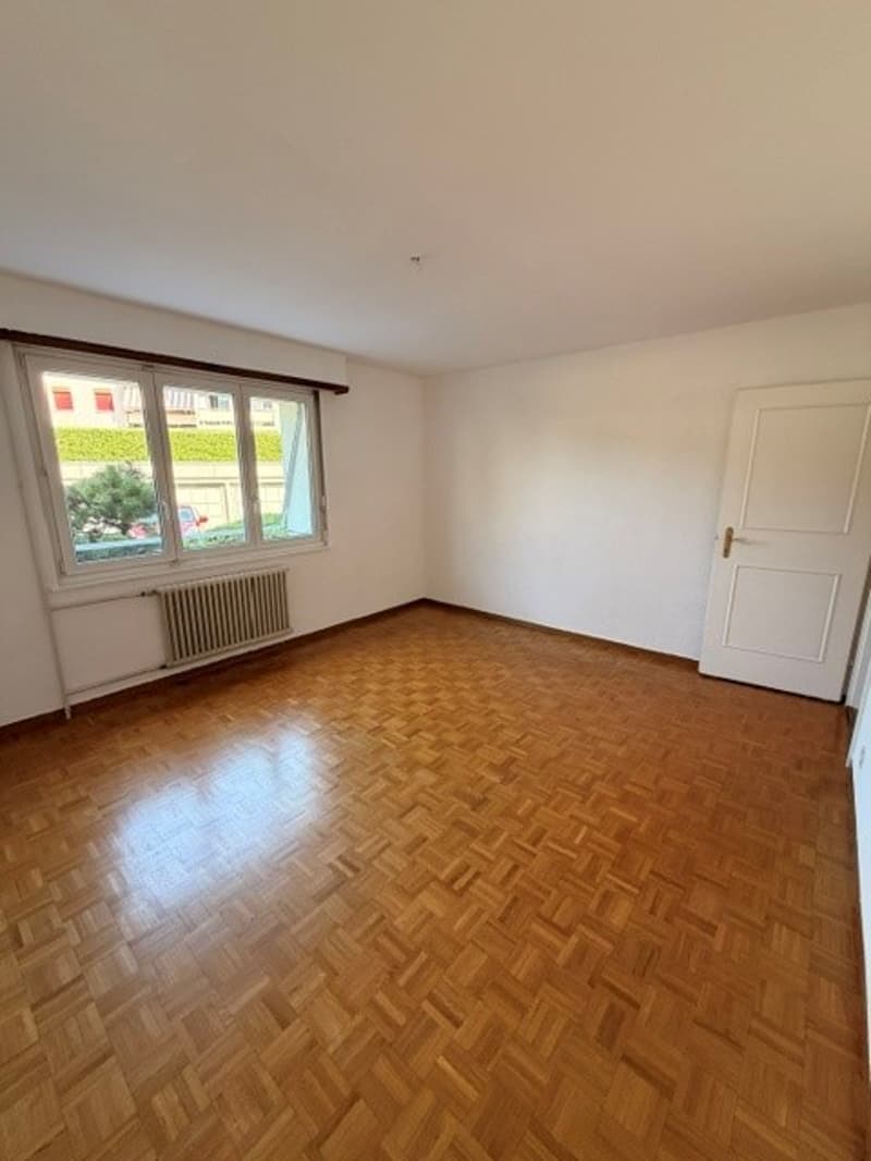 Appartement 3 pièces lumineux avec balcon à Mont-sur-Rolle (6)