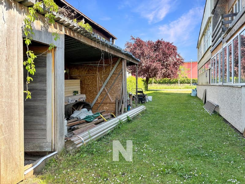 Immeuble à vendre à Avenches - Avec appartement 150m2 et grand dépôt (11)