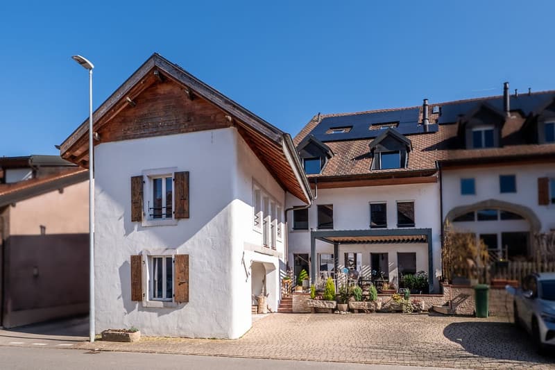 Maison d'environ 180 m2 avec 2 logements à Valeyres-sous-Ursins (2)