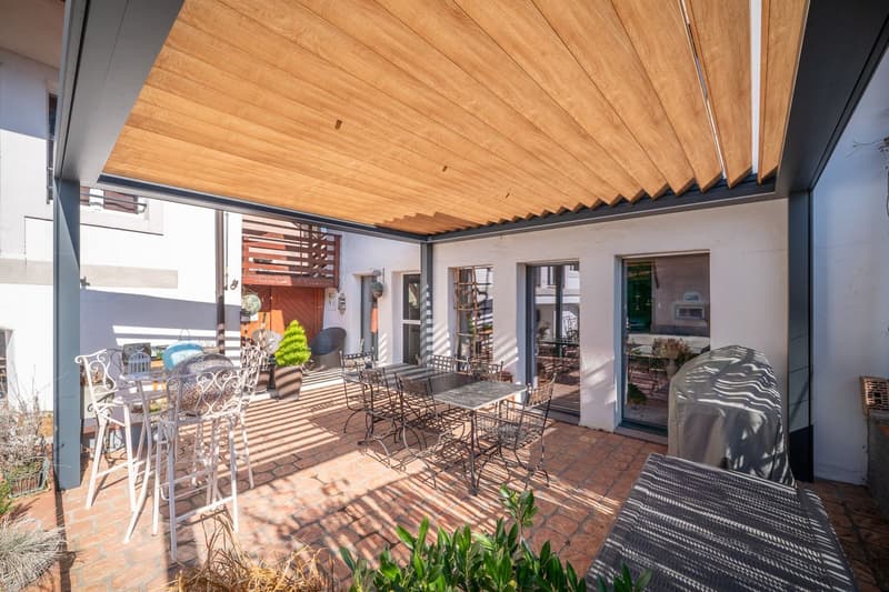 Maison d'environ 180 m2 avec 2 logements à Valeyres-sous-Ursins (3)