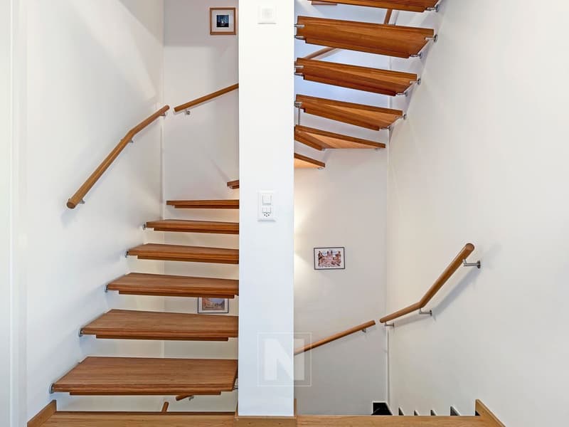 Maison mitoyenne moderne de 6 pièces à vendre à Belmont (6)