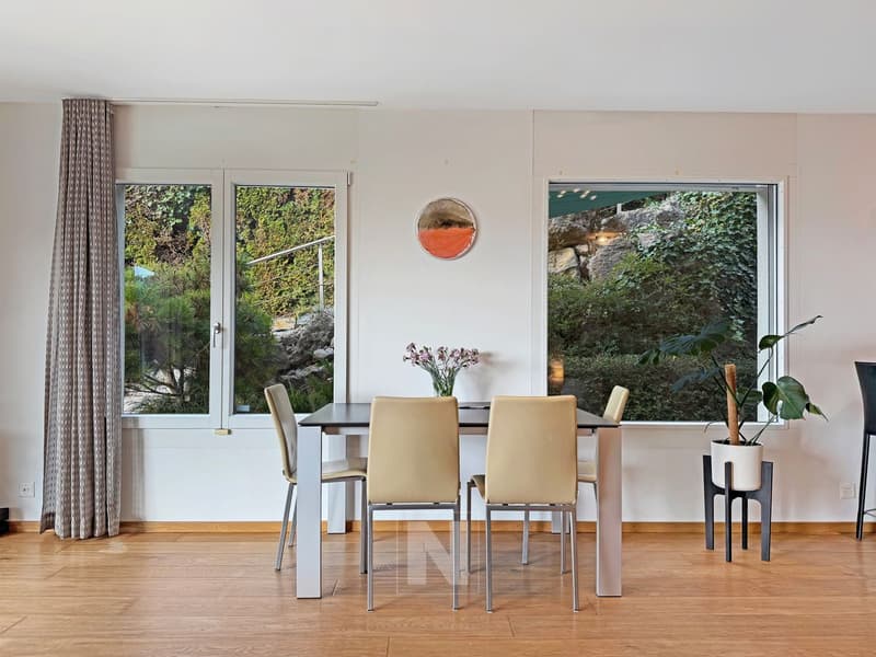 Maison mitoyenne moderne de 6 pièces à vendre à Belmont (5)