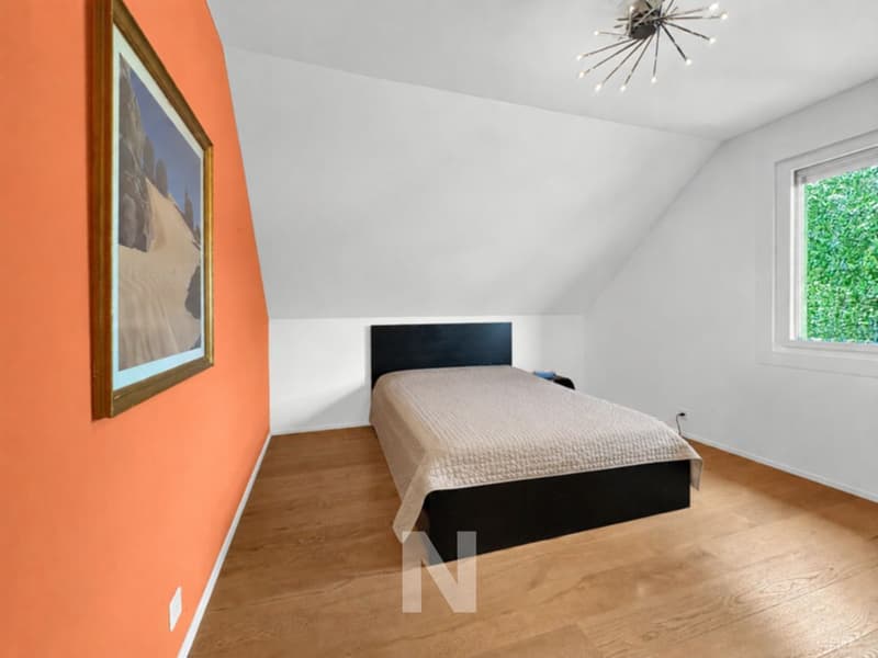 Maison individuelle de 6,5 pièces, d'environ 170m2 avec piscine (6)