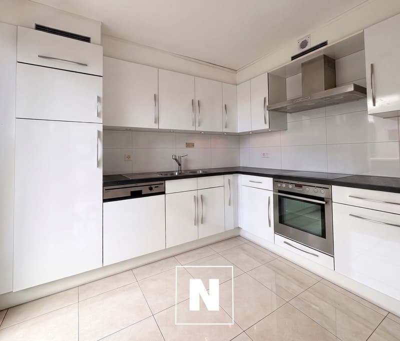 Appartement en attique de 4,5 pièces à vendre à Lausanne - 127 m², grand balcon (2)