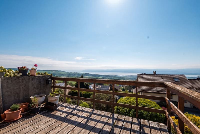 Maison mitoyenne à vendre de 4,5 pièces à Arzier-Le Muids - 131 m², jardin et vue dégagée (2)