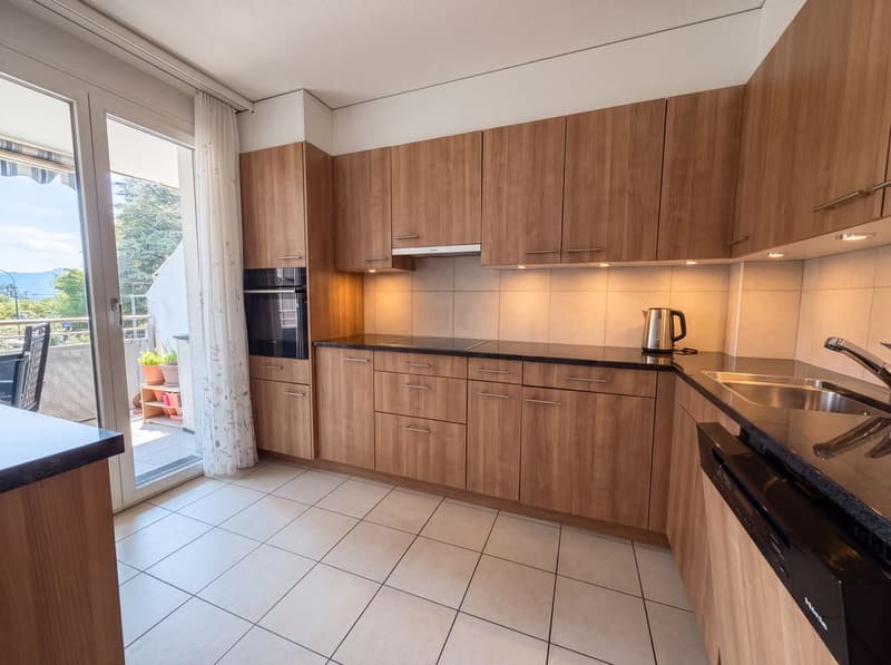 Cuisine moderne plan de travail en granit