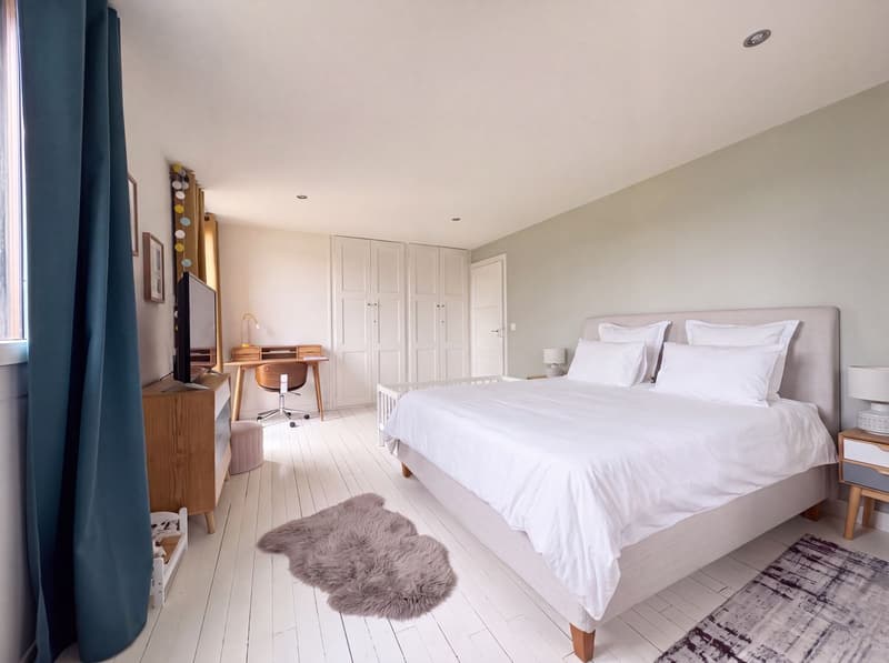 Maison à vendre à Grancy -  8.5 pièces, 360 m2 , en bordure de zone agricole. (8)