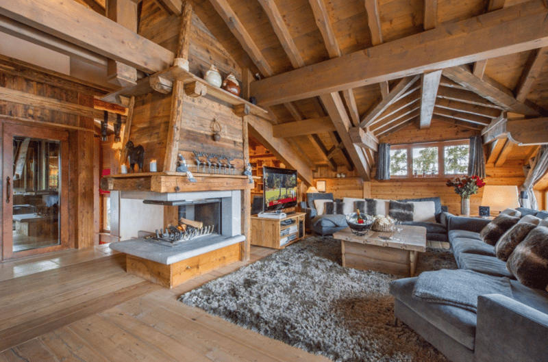 Courchevel Chalet - An Exceptional Alpine Residence. Majestic Views. Rare Address (2)