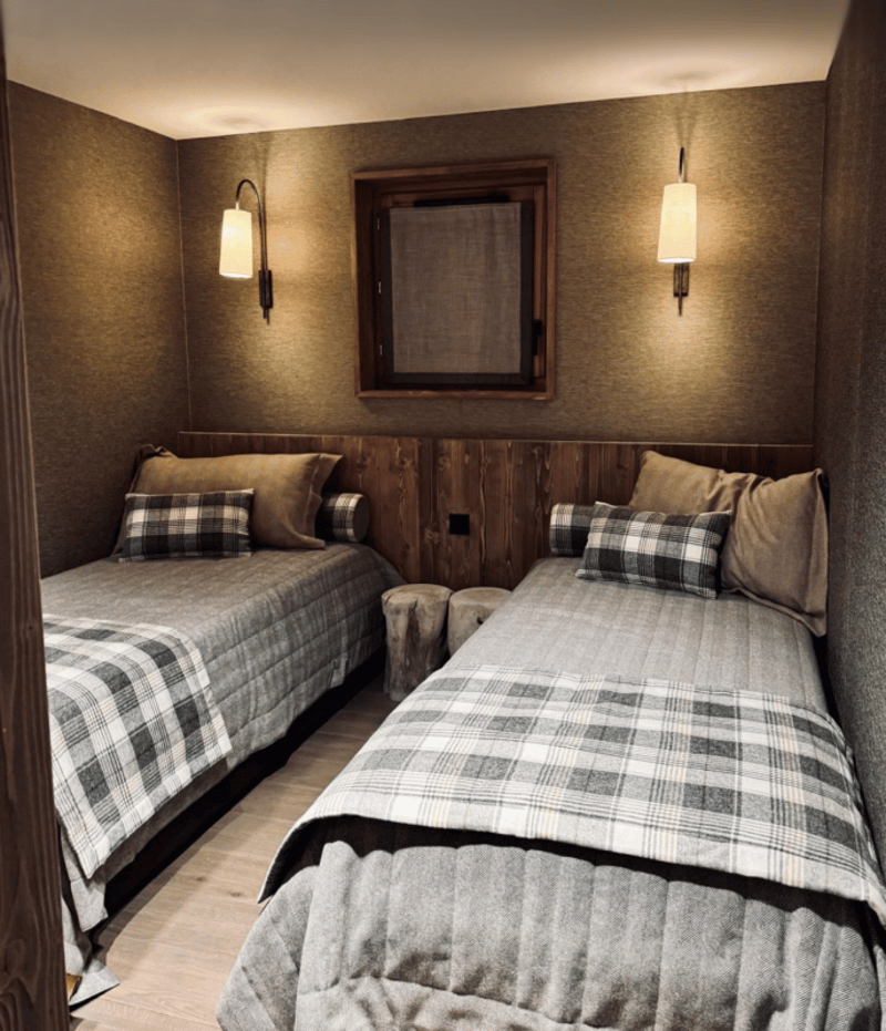 Propriété alpine contemporaine avec espace bien-être à Megève (5)