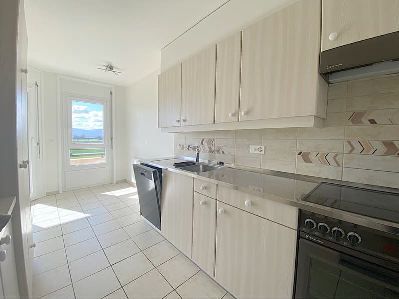 Bel appartement de 3.5 pièces avec balcon et vue imprenable à Yverdon-les-Bains (13)