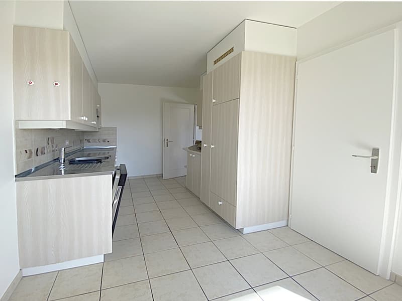 Bel appartement de 3.5 pièces avec balcon et vue imprenable à Yverdon-les-Bains (14)