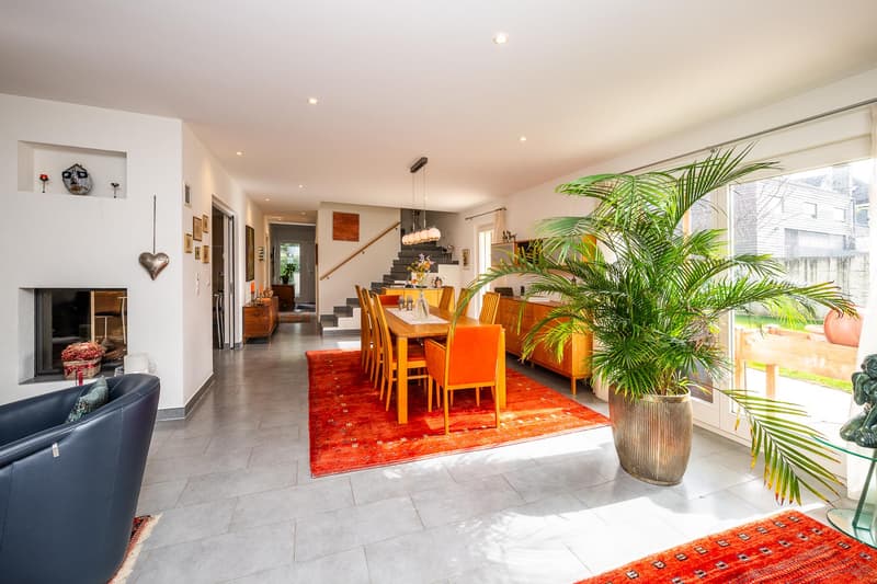 Charmante villa individuelle avec jardin joliment aménagé (6)
